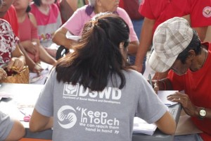 DSWD’s new cash grant scheme pilots in Cavite town